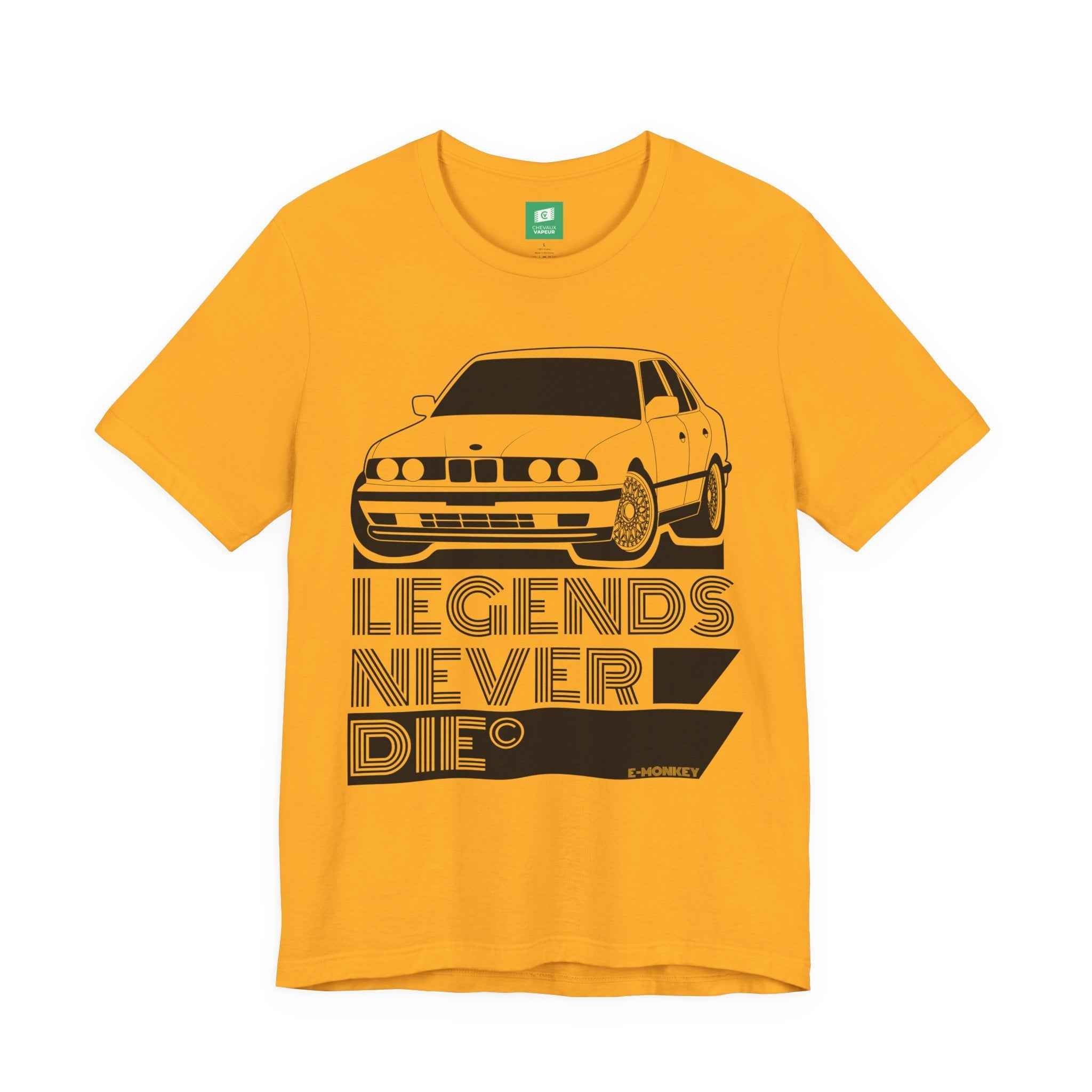 BMW E34 M5 T-Shirt Legends Never Die - Classic M5 Motorsport Retro Tee