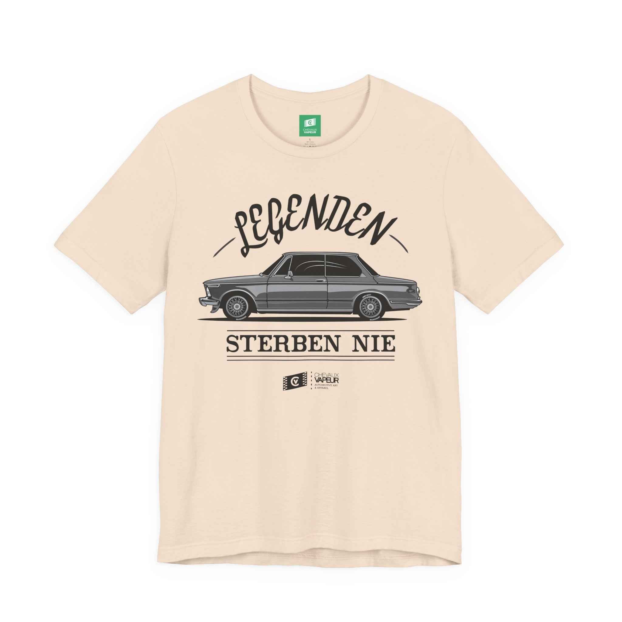 BMW 2002 T-Shirt Legends Never Die - Vintage Classic Car Tee